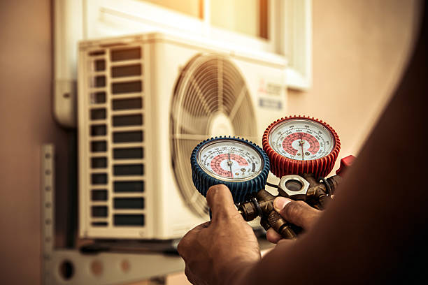 Professional Hvac Installation technician working in Green Camp, OH